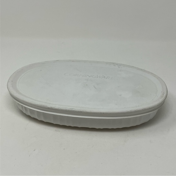 Corning Ware French White 1.5 Qt Oval Casserole Dish - Classic Bakeware For Oven, Microwave & Freezer